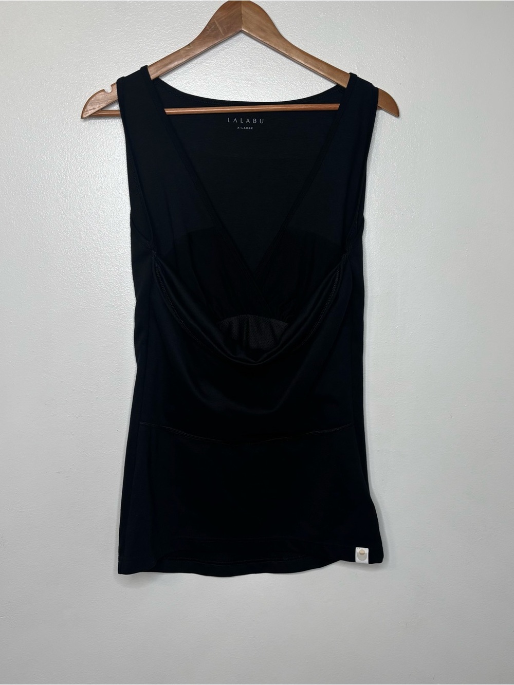 Lalabu Women’s XL black baby wearing/carrying tank top shirt